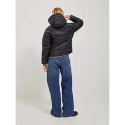 Devant -Le Dressing Parfait doudoune a capuche billie noire femme jjxx 1