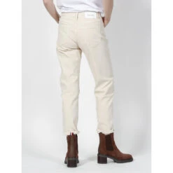 Jean Mom Ankle Beige Femme - Calvin Klein -Le Dressing Parfait jean mom ankle beige femme calvin klein 1