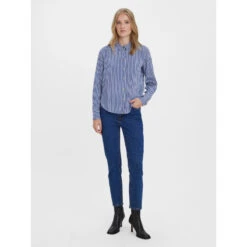 Jean Mom Taille Haute Brenda Bleu Femme - Vero Moda 8 Jean Mom Taille Haute Brenda Bleu Femme - Vero Moda -Le Dressing Parfait jean mom taille haute brenda bleu femme vero moda 2