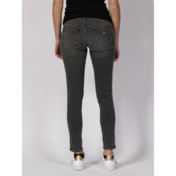 Jean Skinny Curve X Carrie Gris Femme - Guess 7 Jean Skinny Curve X Carrie Gris Femme - Guess -Le Dressing Parfait jean skinny curve x carrie gris femme guess 1