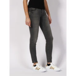 Jean Skinny Curve X Carrie Gris Femme - Guess 8 Jean Skinny Curve X Carrie Gris Femme - Guess -Le Dressing Parfait jean skinny curve x carrie gris femme guess 2