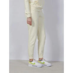 Jogging Sportswear Club écru Femme - Nike 8 Jogging Sportswear Club écru Femme - Nike -Le Dressing Parfait jogging sportswear club ecru femme nike 2