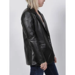 Veste Blazer Enduit Olympia Noir Femme - Vero Moda -Le Dressing Parfait veste blazer enduit olympia noir femme vero moda 2