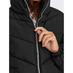 Veste D'hiver Finno Noir Femme - Jacqueline De Yong -Le Dressing Parfait veste d hiver finno noir femme jacqueline de yong 3