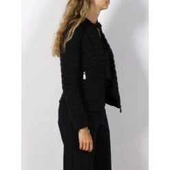 Veste Mi-saison Vona Jacket Noir Femme - Guess -Le Dressing Parfait veste mi saison vona jacket noir femme guess 2